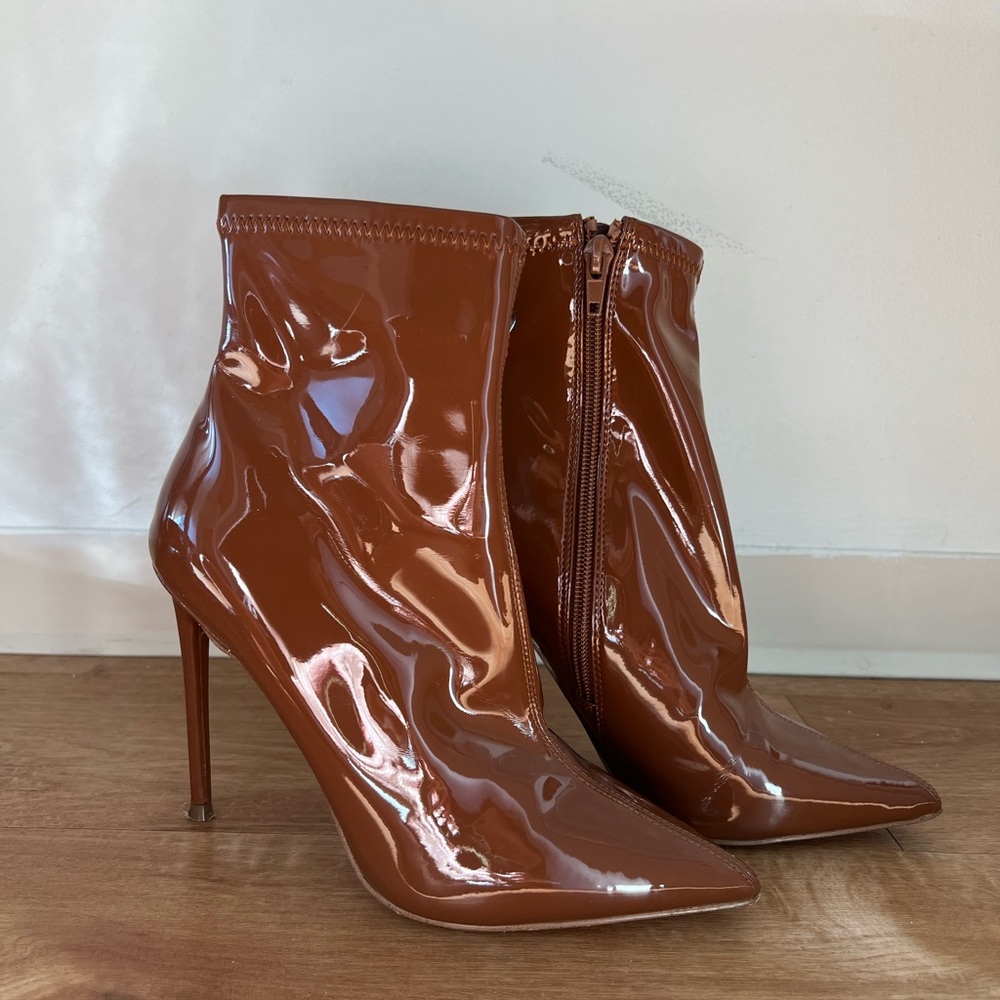 Steve Madden Tan Patent Heeled Boots